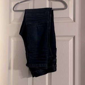 PLUS Women’s 16 Jeans